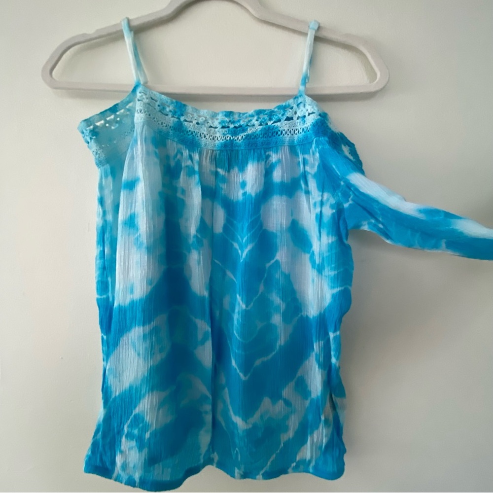 BCX Medium Spring Summer off the shoulder Top with Tie Die Print Size Medium